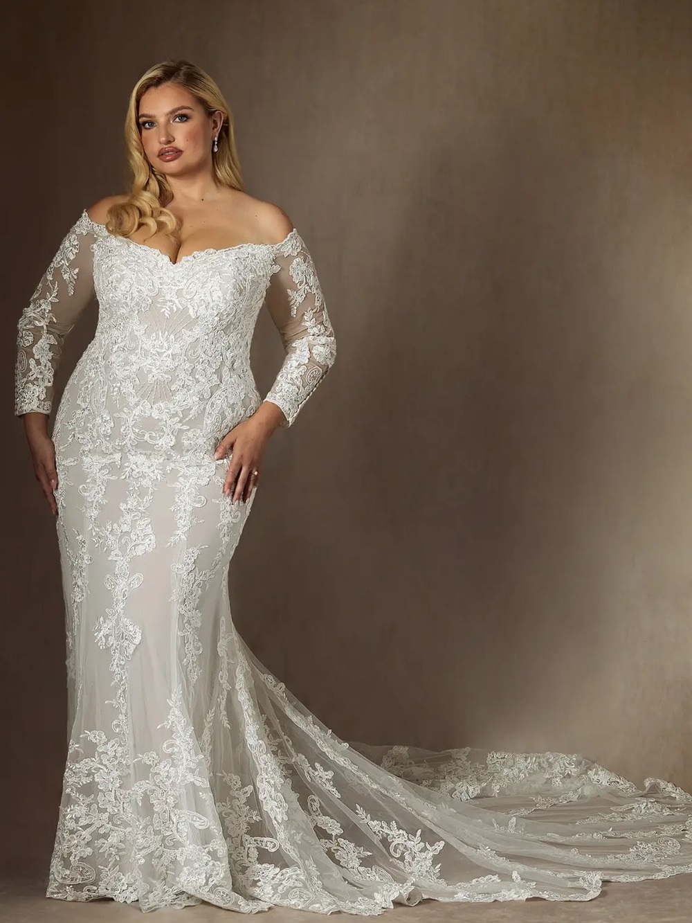 NWT Azazie Empiria Wedding Dress - Super Beautiful!!!